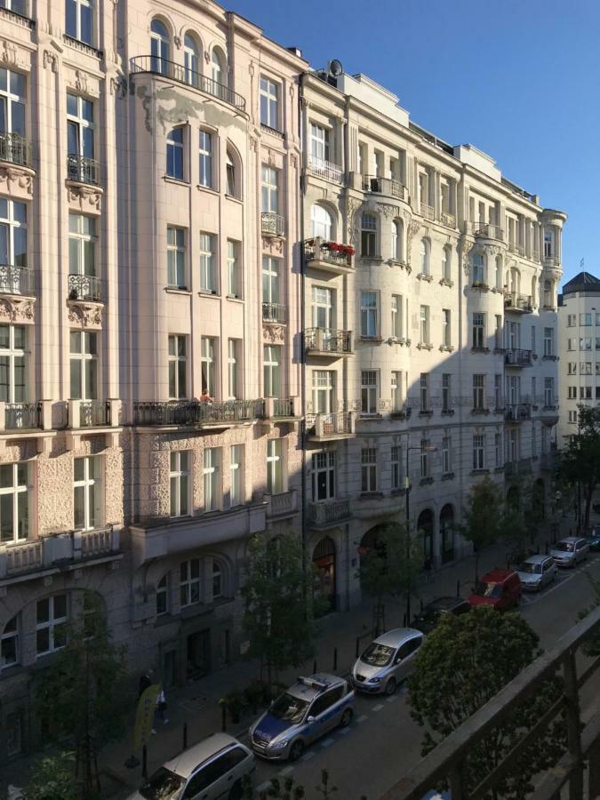 Warszawa Hoza Apartamento Exterior foto
